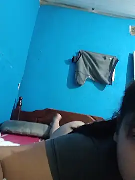 Snapshot of Orianamzn21 chatting on July 7, 7:18 pm Orianamzn21 online show from July 7, 7:18 pm