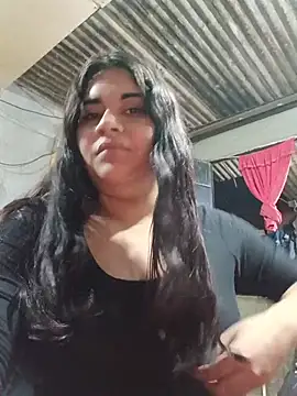 Snapshot of Orianamzn21 chatting on July 27, 11:34 pm Orianamzn21 online show from July 27, 11:34 pm