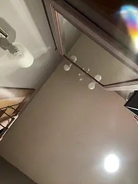 Aarondeweese27 online show from April 1, 12:22 am