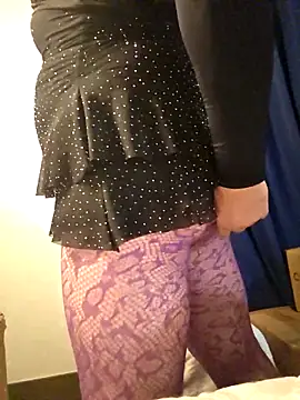 sissy2727 online show from March 2, 11:44 pm