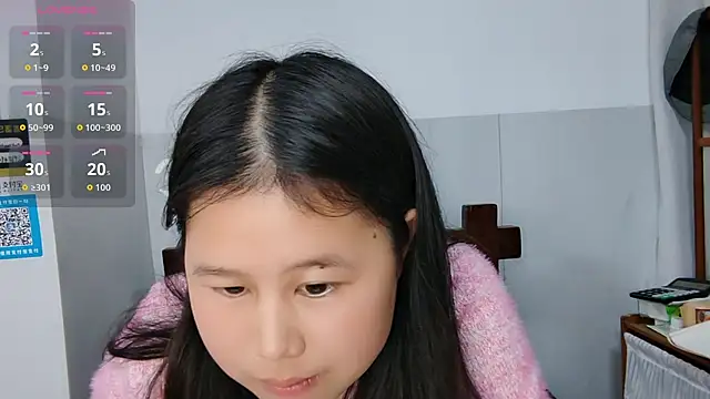 Hannah-33 online show from February 24, 10:24 am