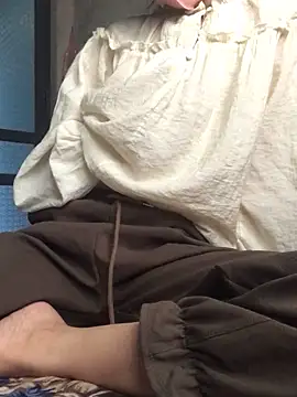 Snapshot of koykoy1155 chatting on February 26, 6:23 am koykoy1155 online show from February 26, 6:23 am