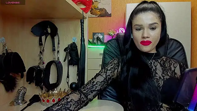 KristiTopxx online show from May 10, 8:03 pm