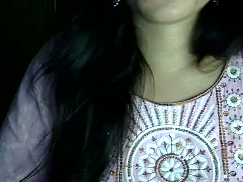 Neha Sharma2 online show from April 7, 3:45 pm