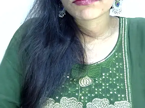 Neha Sharma2 online show from April 17, 10:40 am