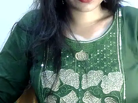 Snapshot of Neha_Sharma2 chatting on April 20, 1:14 pm Neha Sharma2 online show from April 20, 1:14 pm