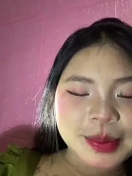 Snapshot of Milak6 chatting on March 4, 12:55 pm Milak6 online show from March 4, 12:55 pm