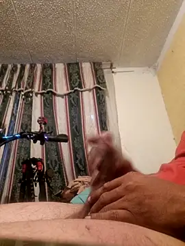 Snapshot of boyp3netrat0r chatting on March 22, 7:34 am boyp3netrat0r online show from March 22, 7:34 am