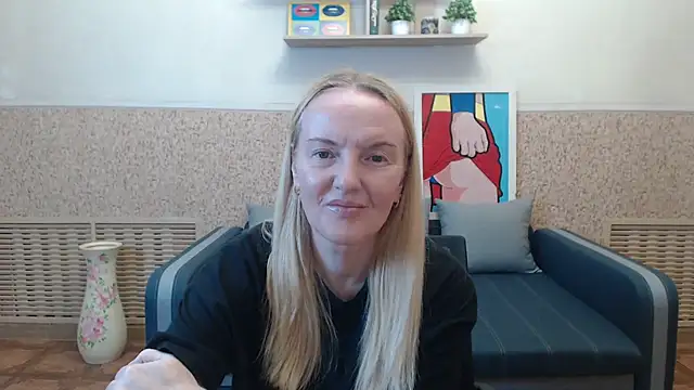 Snapshot of Bella_soulmate chatting on July 2, 5:13 am Bella soulmate online show from July 2, 5:13 am