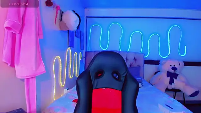 Alisson Taylor 1 online show from February 25, 10:25 am