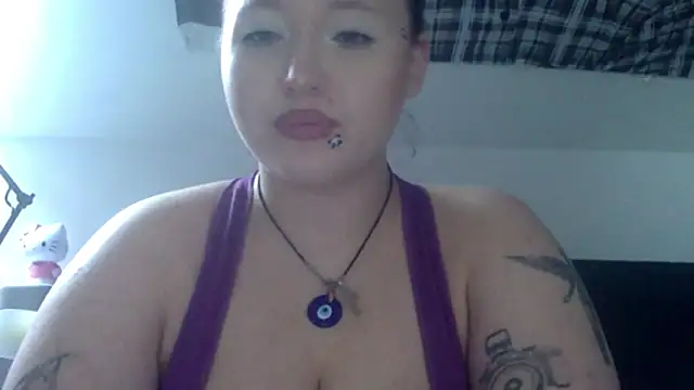 Snapshot of AriaWet chatting on March 12, 2:56 pm AriaWet online show from March 12, 2:56 pm