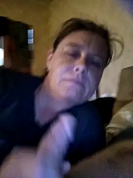 DiamondDaisy online show from April 1, 6:58 am