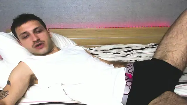 DarkRogue19 online show from March 23, 4:22 pm