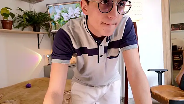 Sr evann online show from April 1, 1:41 pm