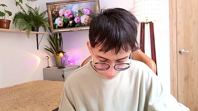 Snapshot of Sr_evann chatting on May 8, 3:39 pm Sr evann online show from May 8, 3:39 pm
