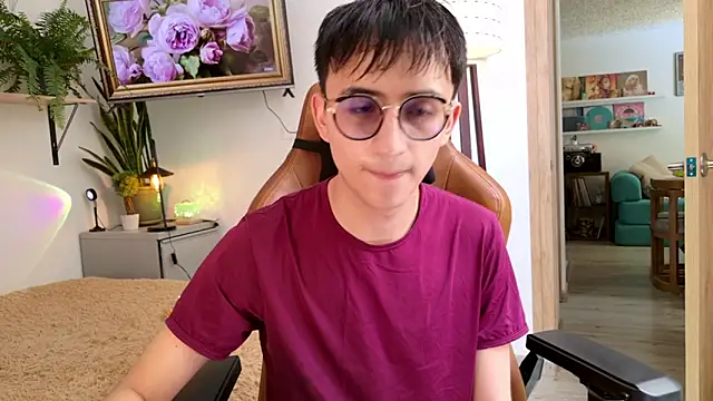 Snapshot of Sr_evann chatting on May 14, 3:41 pm Sr evann online show from May 14, 3:41 pm