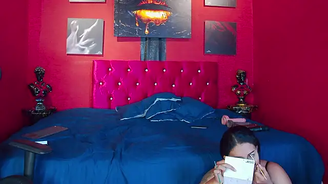 Luna Dante fox online show from March 22, 3:26 pm