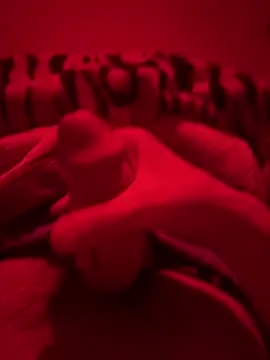 689Nika online show from April 13, 7:30 pm