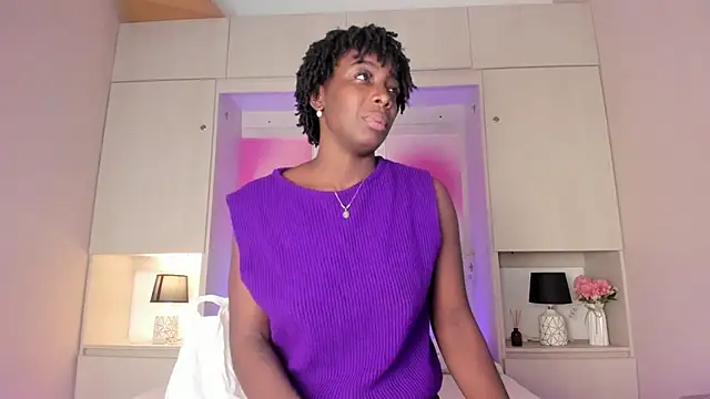 Snapshot of Oshun_444 chatting on June 3, 12:08 pm Oshun 444 online show from June 3, 12:08 pm