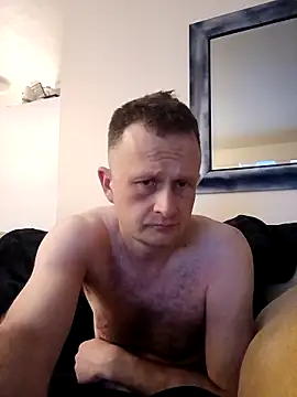 Snapshot of Thomasallen04 chatting on March 3, 1:23 am Thomasallen04 online show from March 3, 1:23 am