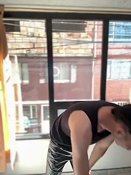 Snapshot of The_Conquer chatting on March 1, 1:57 pm The Conquer online show from March 1, 1:57 pm