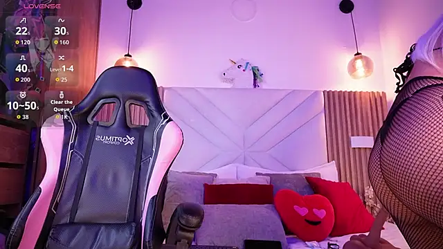 Shiori hime online show from March 1, 4:53 pm