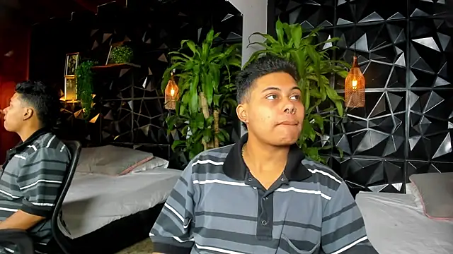 Noha  scott online show from April 13, 11:59 am