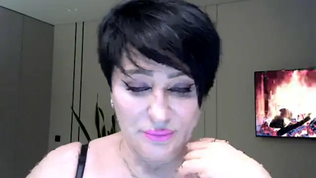 Kleotempt online show from March 24, 7:19 pm