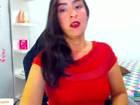 Snapshot of dreamgirlxxx1 chatting on May 12, 10:51 pm dreamgirlxxx1 online show from May 12, 10:51 pm