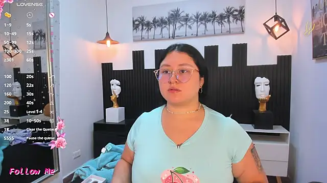 sienna cavalli online show from April 18, 1:15 pm