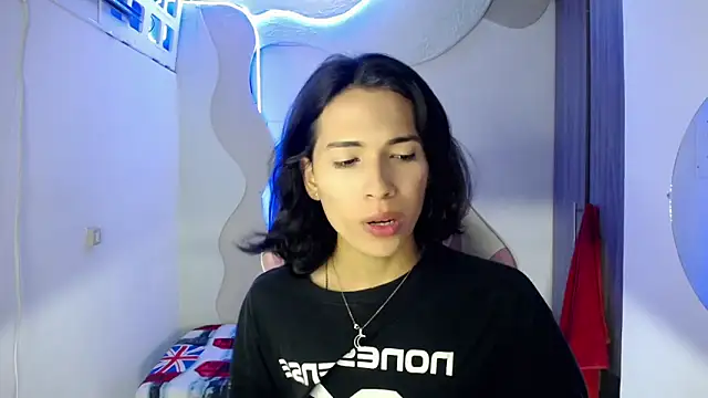 Larry craft online show from April 14, 8:48 pm