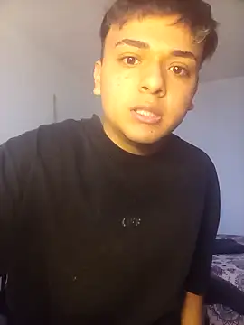 Snapshot of WillowPill5 chatting on March 1, 4:42 pm WillowPill5 online show from March 1, 4:42 pm