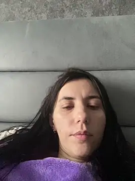 Snapshot of Oliviya_smiley_ chatting on February 27, 10:59 am Oliviya smiley online show from February 27, 10:59 am