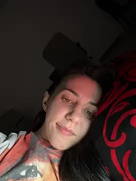 Snapshot of Oliviya_smiley_ chatting on March 3, 1:45 am Oliviya smiley online show from March 3, 1:45 am