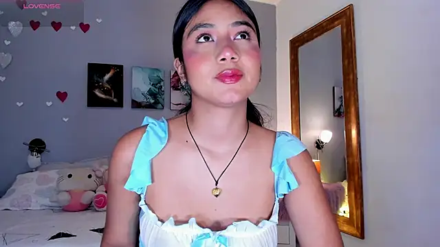 KimTaylorW online show from March 21, 3:00 am