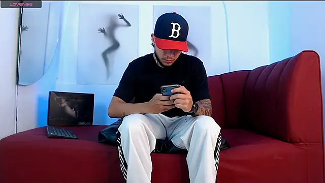 luxesmith online show from March 28, 11:37 pm