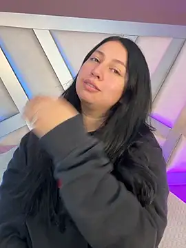 Ashleeyprincess01 online show from April 7, 12:27 pm