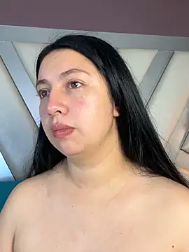 Snapshot of Ashleeyprincess01 chatting on May 12, 12:13 pm Ashleeyprincess01 online show from May 12, 12:13 pm