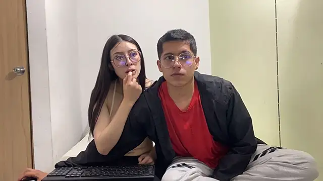 ScorpionDark11 online show from April 12, 2:16 am