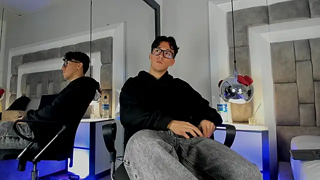 Austin Reedss online show from March 5, 12:12 pm