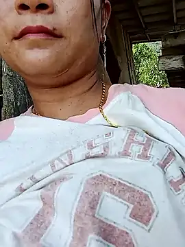 Snapshot of mami-rubi chatting on March 1, 5:31 am mami-rubi online show from March 1, 5:31 am