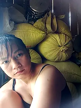 mami-rubi online show from April 8, 3:06 am