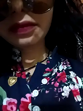 Snapshot of Rashmika_Mandana chatting on May 8, 11:54 pm Rashmika Mandana online show from May 8, 11:54 pm
