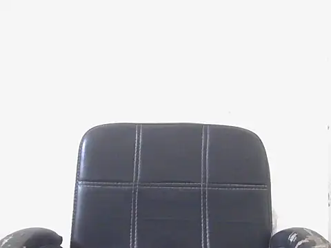Snapshot of cute_yashi chatting on April 24, 5:04 pm cute yashi online show from April 24, 5:04 pm
