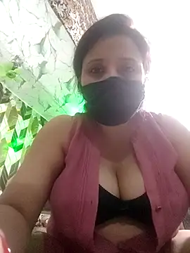 Snapshot of sexygirltanu chatting on February 27, 10:15 am sexygirltanu online show from February 27, 10:15 am