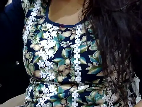 Snapshot of HOTY_SAPNA02sCyOz9QcTD chatting on March 9, 5:00 am HOTY SAPNA02sCyOz9QcTD online show from March 9, 5:00 am