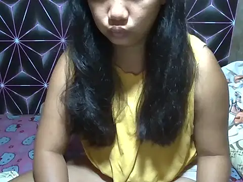 Flowerbebe online show from April 18, 7:07 pm