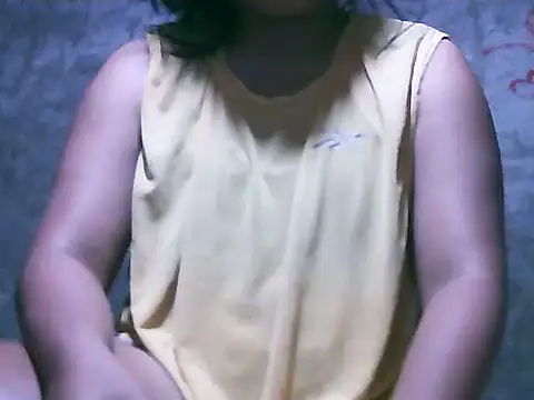 Snapshot of Flowerbebe chatting on June 29, 8:53 pm Flowerbebe online show from June 29, 8:53 pm