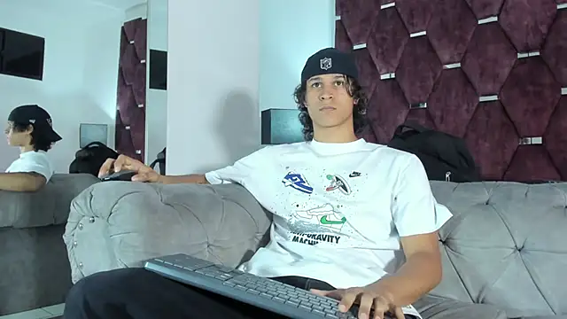 TonyBenedetti online show from April 10, 10:03 pm