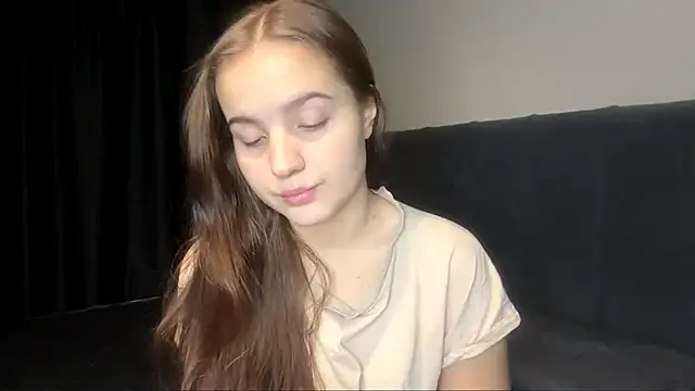 Snapshot of LowriseZiziphus chatting on March 3, 3:18 pm LowriseZiziphus online show from March 3, 3:18 pm